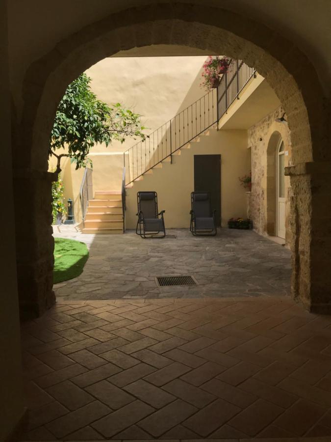 Domo Antiga Guest Rooms Sorso Exterior photo